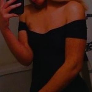 Meet your Posher, Simone